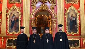 Делегація Вселенського патріархату приїхала до України: говоритимуть про досягнення єдності у церковному питанні. ФОТОрепортаж