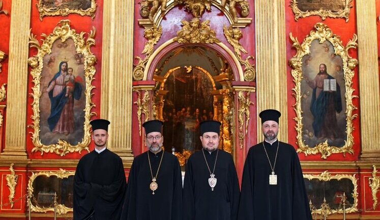 Делегація Вселенського патріархату приїхала до України: говоритимуть про досягнення єдності у церковному питанні. ФОТОрепортаж
