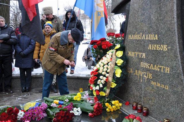 Kruty Heroes commemorated with march and requiem in Kyiv 19