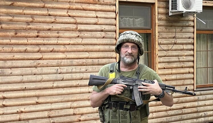 Залужный наградил "Золотым крестом" адвоката и воина 92-й ОМБр Леонида Маслова, - Бутусов. ФОТО