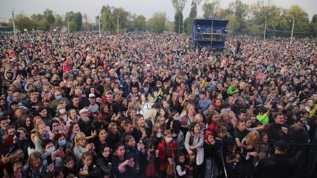 Полиция открыла производство из-за концерта Поляковой в Харькове 02
