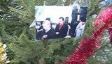 Тимошенко и Шкиля повесили на Йолке в центре Киева. ВИДЕО.