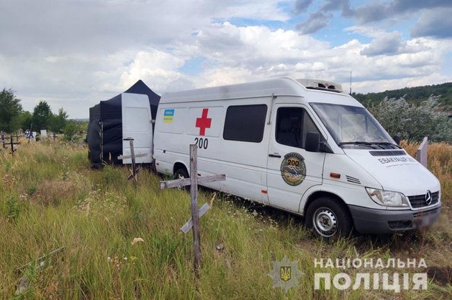 Ексгумацію загиблих у бойових діях 2014 року проведено в Словянську 02