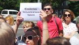 "Buns for Putin": activists hold rally in support of Sentsov outside Kyiv-based Russian embassy. VIDEO&PHOTOS