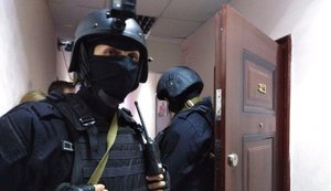 "Уничтожение независимых СМИ продолжается": Силовики Лукашенко пришли с обысками в редакции нескольких оппозиционных изданий Беларуси