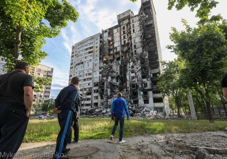 Bombed district: in what Russians have turned Northern Saltivka in Kharkiv 09