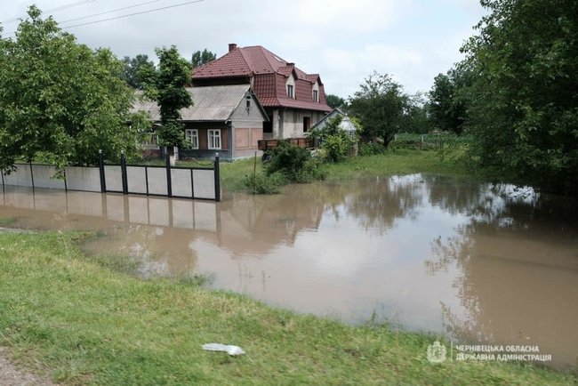 На Буковине 28 населенных пунктов подтоплены, 9 - без газа, 5 - без света, - ОГА 04 На Буковине 28 населенных пунктов подтоплены, 9 - без газа, 5 - без света, - ОГА 04