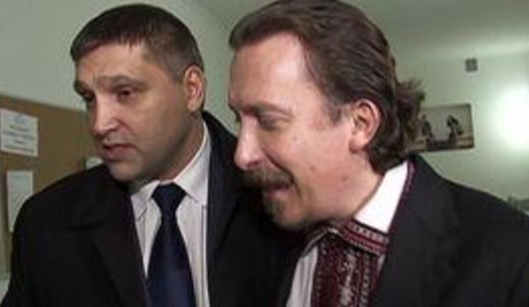 Мирошниченко, обнимаясь со Шкилем, рассказал о заслугах Анны Герман. ВИДЕО.