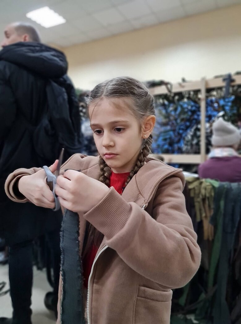 Якоїсь миті снаряд прилетів мені в ноги. Я знепритомнів. І мій товариш, побачивши це, вирішив, що я двохсотий, - Олексій Притула 08