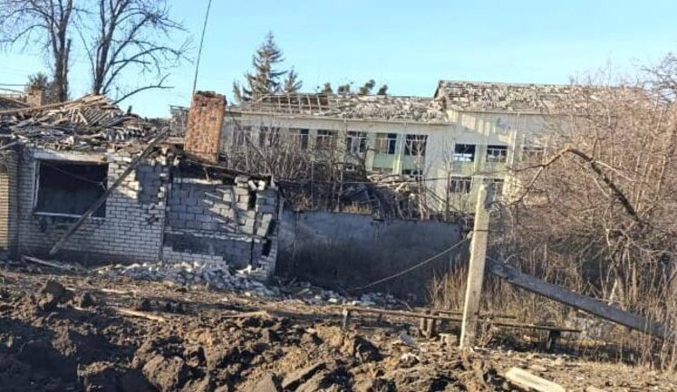 Один человек ранен в результате вражеского обстрела Казачьей Лопани, в Богодухове вспыхнул ангар гражданского предприятия. ФОТОрепортаж