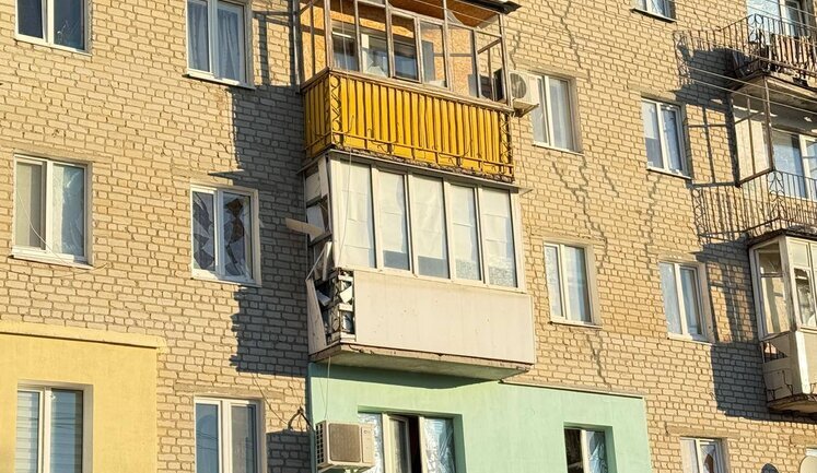 Наслідки ворожого удару по Балаклії на Харківщині. ФОТОрепортаж