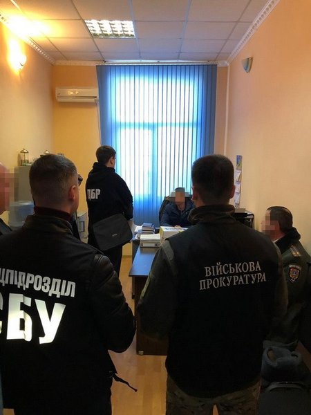 СБУ разоблачила на систематических взятках руководство Одесского СИЗО 04