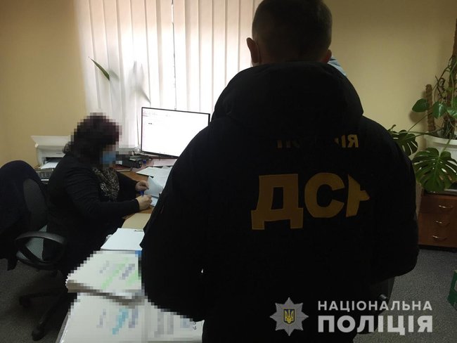 Сотрудники частной лаборатории в Киеве продавали справки с нужным результатом теста на COVID-19, - Нацполиция 01