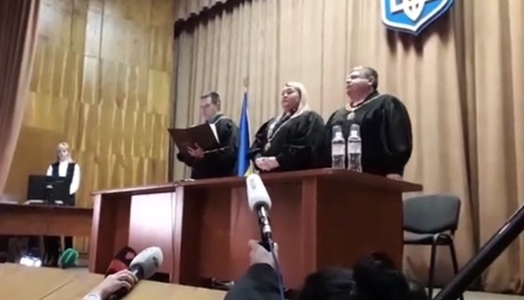 Суд відмовив у скасуванні реєстрації Зеленського кандидатом на виборах президента. ВIДЕО (оновлено)