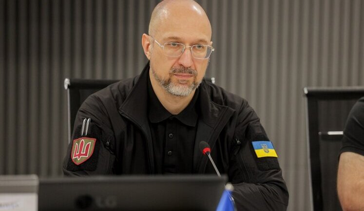 Шмигаль назвав умову для скасування заборони на експорт української зброї