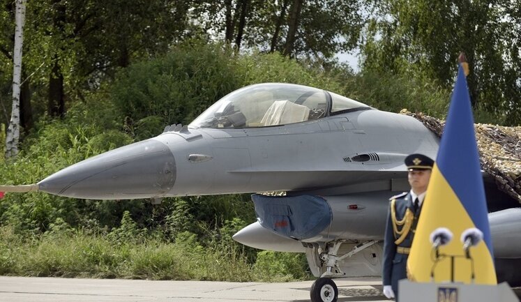 Украинские пилоты совершили уже 28 тысяч боевых вылетов, - Зеленский вручил награды военным Воздушных сил. ВИДЕО