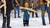 Кияни разом зі своїми дітьми тренуються воювати з Росією. ФОТОрепортаж