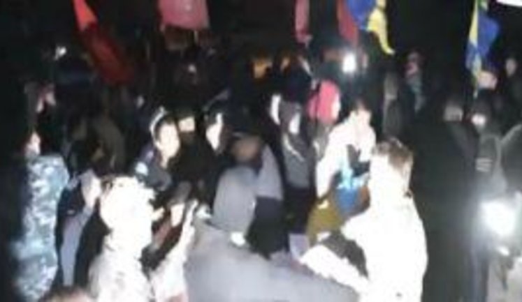 Communists and Ukrainian Insurgent Army March Participants Fight in Lugansk Oblast. VIDEO