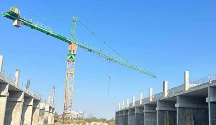 У Львові зупинили будівництво сміттєпереробного заводу. Його планували завершити ще торік