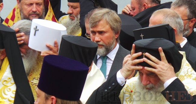 Онуфрій, Новинський, Бойко і віряни: як УПЦ МП хресну ходу проводили 22