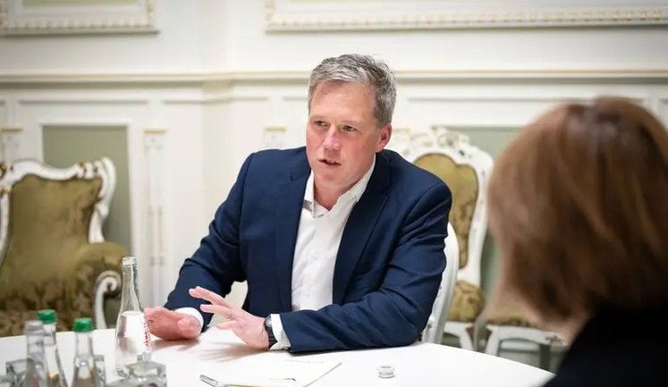 Зустріч Дрісколла з послами НАТО щодо мирної угоди була похмурою, - The Guardian