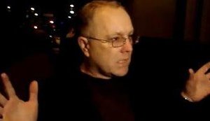 БЮТовец о драке: "С налитыми кровью глазами амбалы по два метра! Это не депутаты - это бандиты! ВИДЕО.