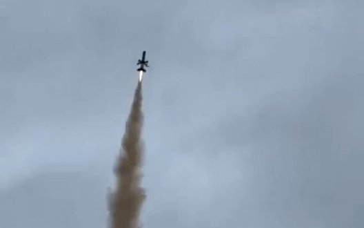 В Україні протестували естонський дрон-перехоплювач P4P з ракетним прискорювачем. ВIДЕО