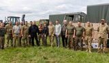 Порошенко передав 53 бригаді ЗСУ дрони та техніку
