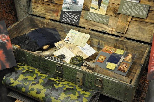 Виставка "Український Схід", присвячена АТО, відкрилася в Нацмузеї історії України у Другій світовій війні 29 Виставка "Український Схід", присвячена АТО, відкрилася в Нацмузеї історії України у Другій світовій війні 29