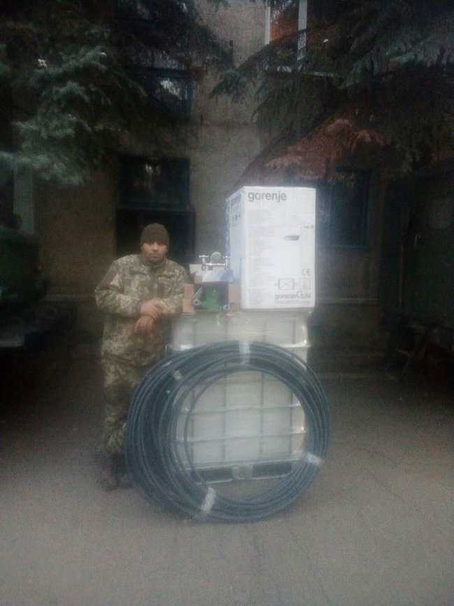 Волонтери Мега-Поліграфа збирають кошти на станок під КПВТ, акумулятор та інші потреби воїнів ОС: Без вашої допомоги не впораємося 04