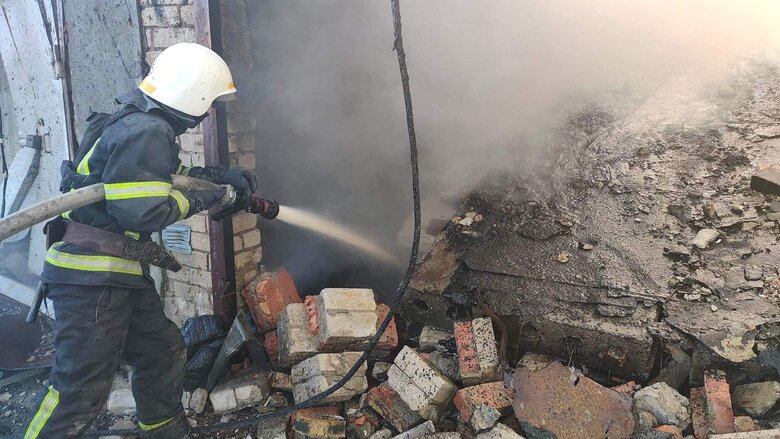 Наслідки обстрілу Миколаєва російськими окупантами 04