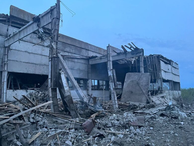 Доба на Харківщині: окупанти обстріляли 4 райони, 3 людей поранено, - ОВА 02