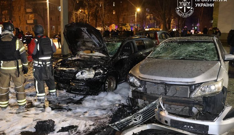 Росіяни вдарили дроном по Харкову: восьмеро постраждалих, серед них 16-річна дівчина. ФОТОрепортаж (оновлено)