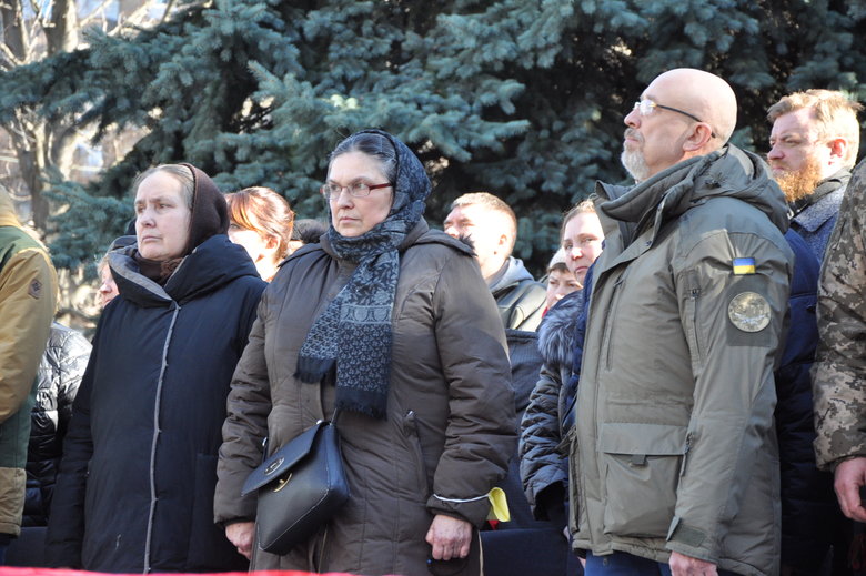 В Києві попрощалися із загиблим внаслідок російського обстрілу розвідником 30-ї ОМБр Антоном Сидоровим 32