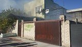 Будинок Павловського, якого активісти вважають причетним до вбивства Гандзюк, закидали вибуховими пакетами і "коктейлями Молотова", - ЗМІ. ФОТО (оновлено)