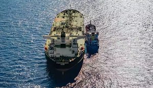 По меньшей мере 175 танкеров "теневого флота" РФ перевозят нефть по Балтийскому морю под фальшивыми флагами, - расследование