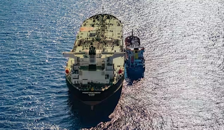 По меньшей мере 175 танкеров "теневого флота" РФ перевозят нефть по Балтийскому морю под фальшивыми флагами, - расследование