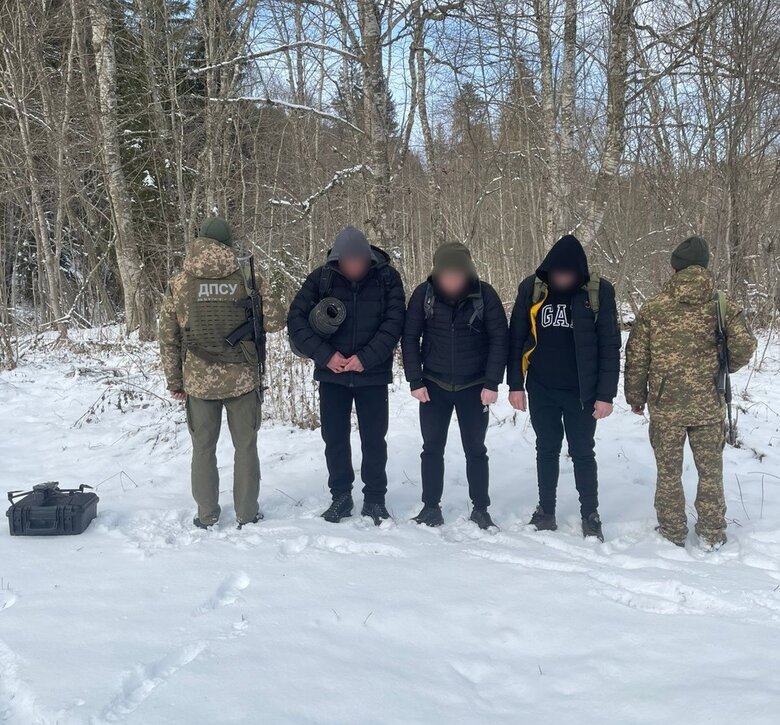 Border guards with drones detained violators on the border with Romania