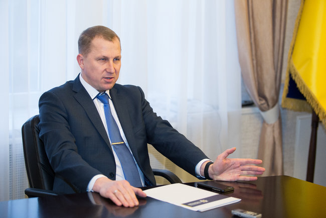 Первый замглавы Нацполиции Вячеслав Аброськин: Мы занимаемся выявлением ряда диверсионных групп. Некоторые из них имеют отношение к поставкам оружия 02
