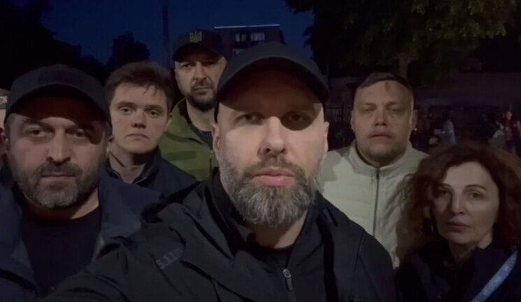 Синєгубов розповів про евакуацію на Харківщині: За сьогодні з Вовчанського напрямку вивезли 1600 людей. ВIДЕО