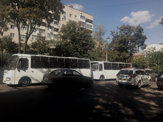 Экс-бойцы Торнадо забаррикадировались в камерах Лукьяновского СИЗО, работает спецназ 05