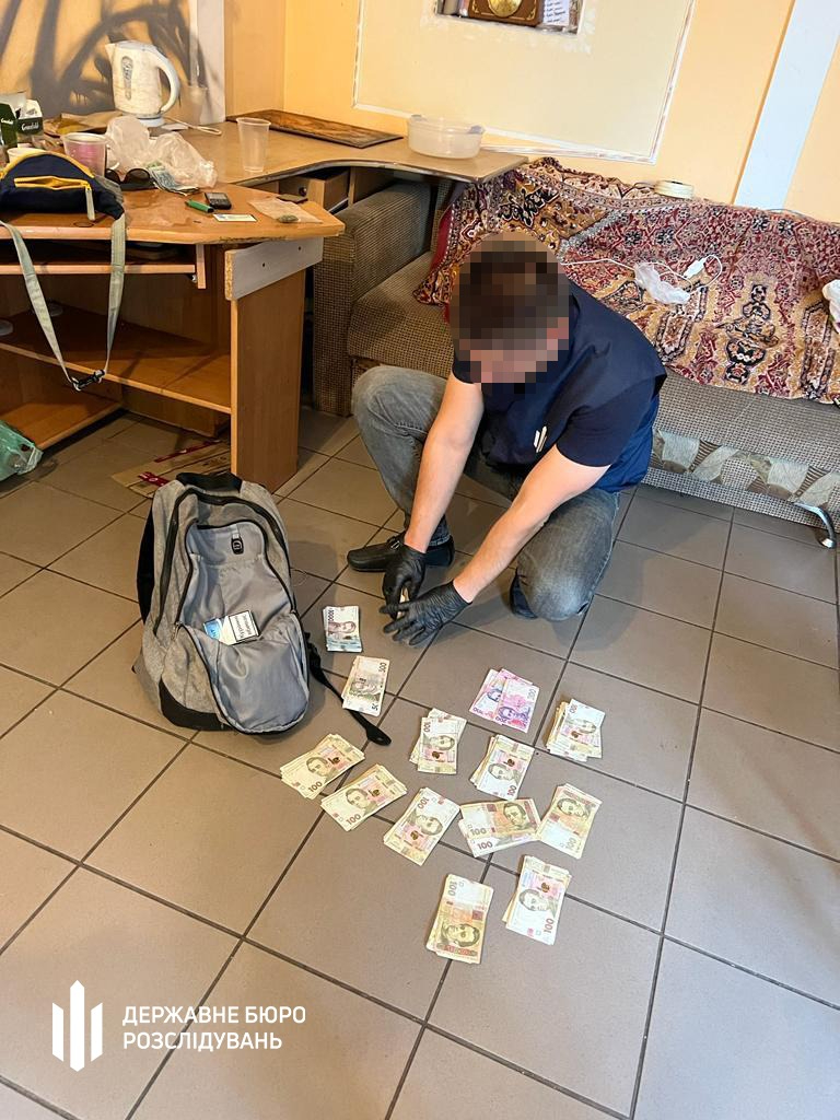 Пытались продавать наркотики раненым воинам: Во Львовской области задержали злоумышленников, создавших ветеранскую ОО для сбыта психотропов 05