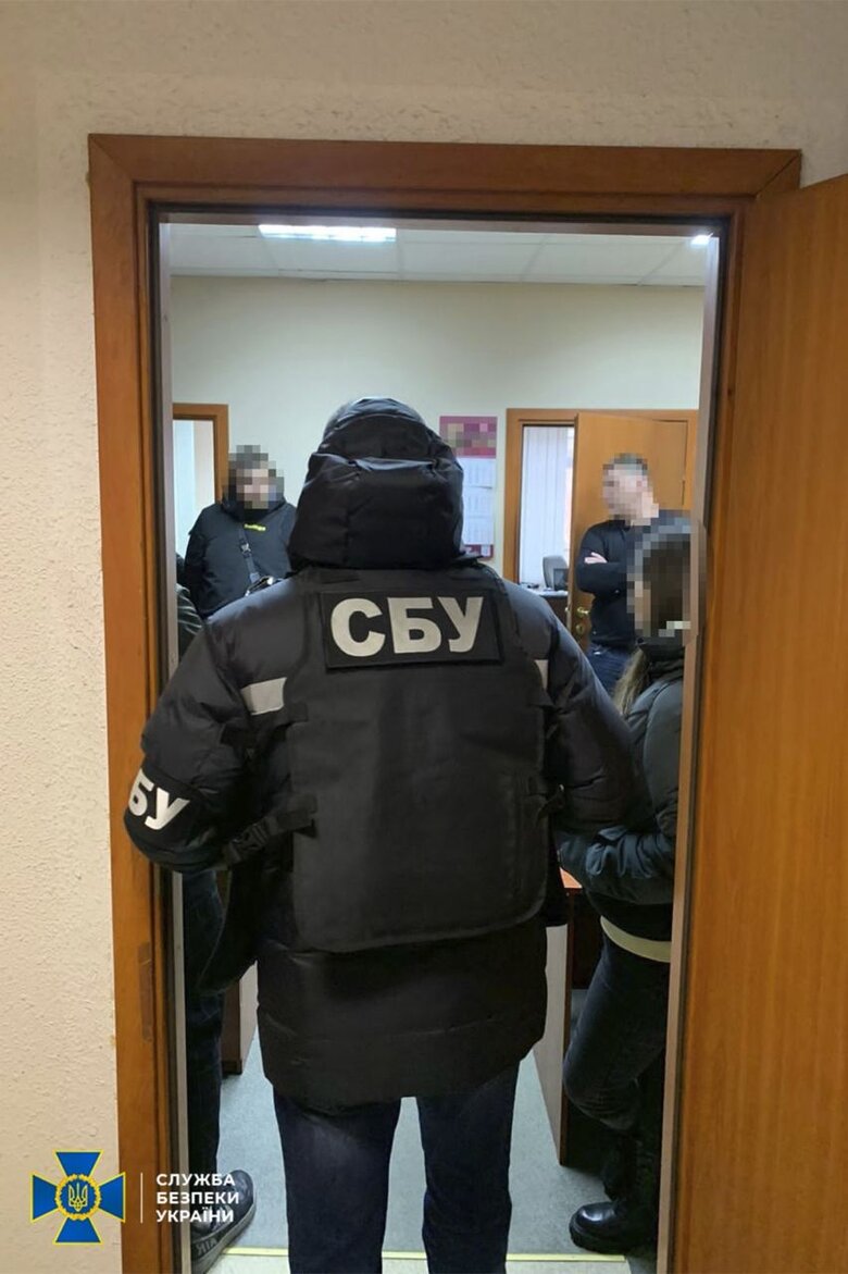 Продовольча корпорація на Дніпропетровщині фінансувала фонд терориста Пушиліна та платила податки у ДНР, - СБУ 04