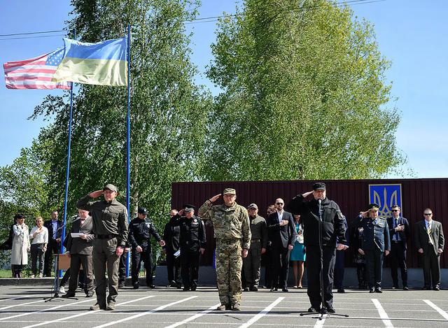 Відкрито шут-хаус для відпрацювання спецпризначенцями прийомів зі звільнення приміщень від озброєних злочинців 14