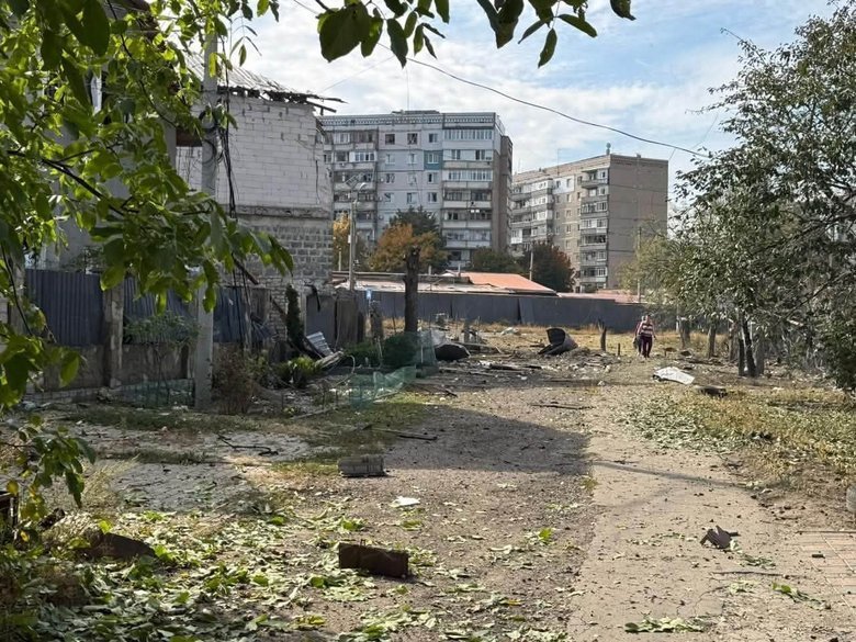 В течение 8 октября враг нанёс 1 538 ударов по линии фронта и жилому сектору Донецкой области