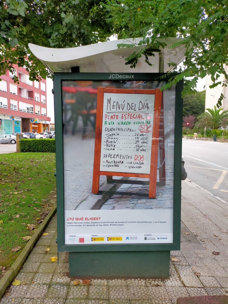 Меню дня. Особлива страва: незаймана росіянка плюс кокаїн - 50 євро: в Іспанії зявилася незвичайна соціальна реклама 04
