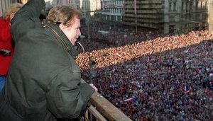 Vaclave, dekujeme: Человек, который умел делать невозможное. Репортаж из Праги