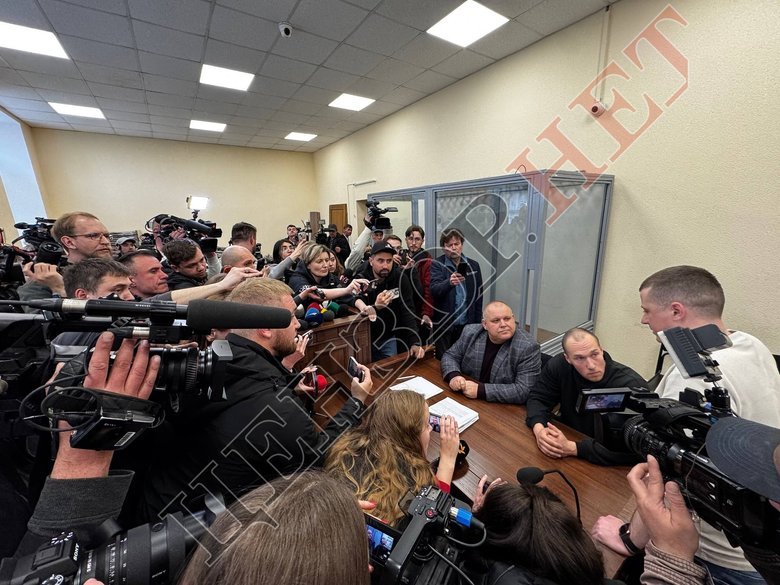 Стрілянина у Києві: обирають запобіжний захід поліцейському