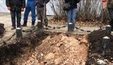 Замість останків більшовика Руднєва в його можливій могилі в центрі Харкова виявлено будівельне сміття. ФОТОрепортаж