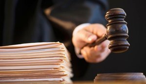 В Україні хочуть посилити захист працівників, які повідомляють про фінансові порушення посадовців